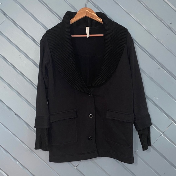 Daily Practice Black V-Neck Oversized Cardigan - Picture 4 of 10